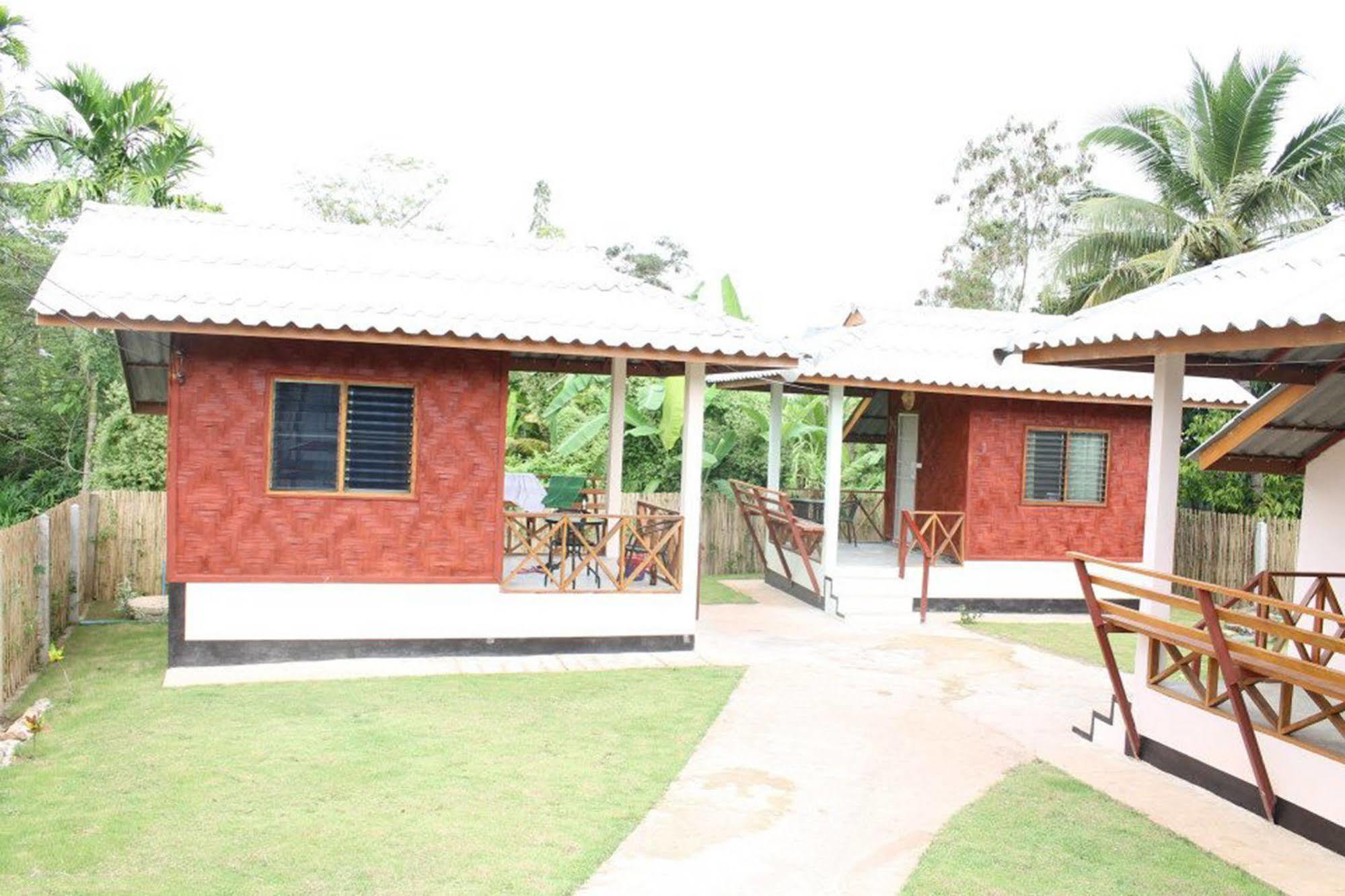 מאה הונג סון Sarm Mork Guest House מראה חיצוני תמונה